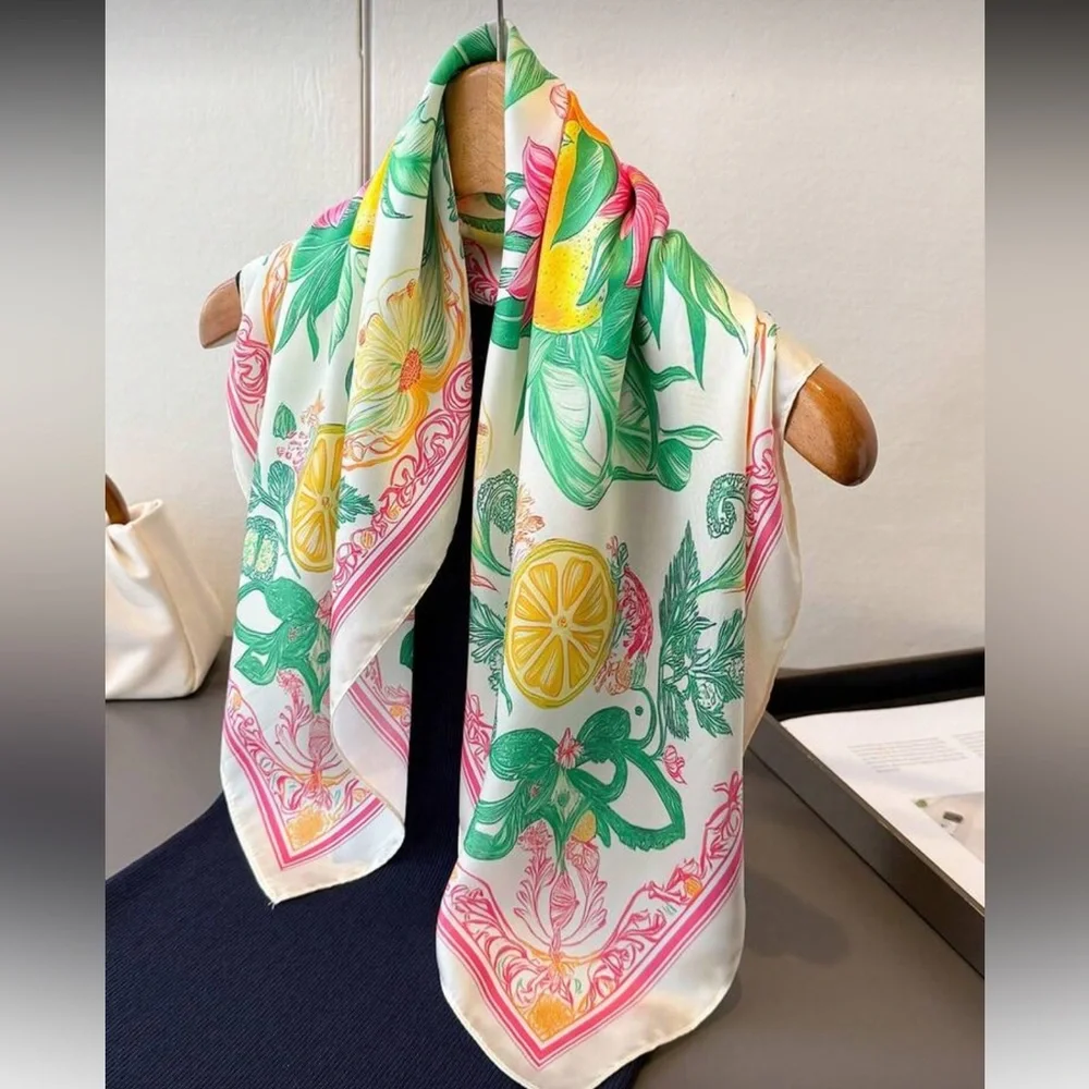Lemons Scarf S66